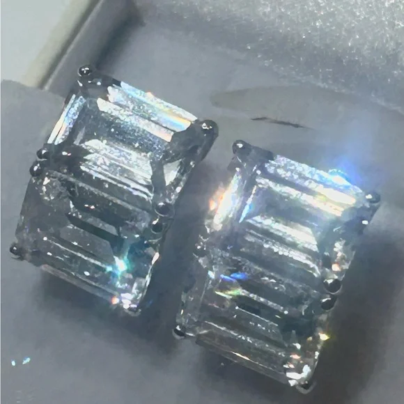 Carlisle Large Emerald Cut Crystal Clip Earrings Double Baguette Rhodium NWOT - Picture 11 of 11